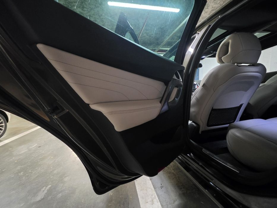 Citroën DS5 Hybrid4 4x4 (200 CP) – Echipare Premium So Chic, Piele Albă Exclusive