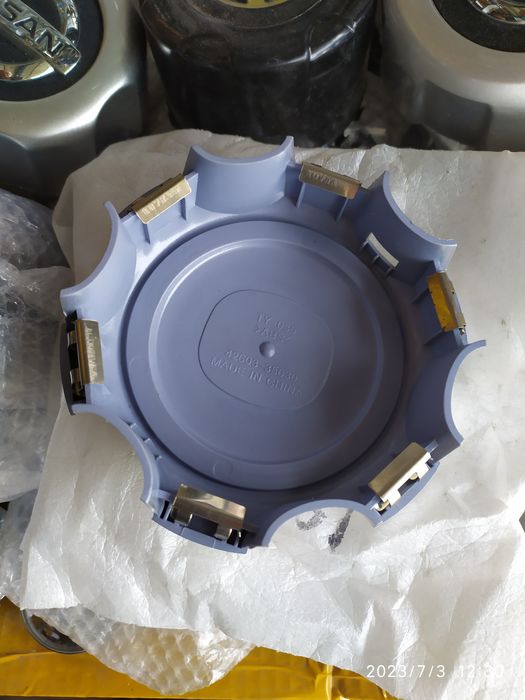 Колпаки на 90 Прадо