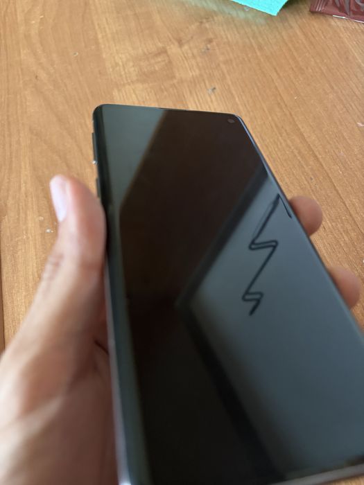 Samsung Galaxy S10 вьетнам