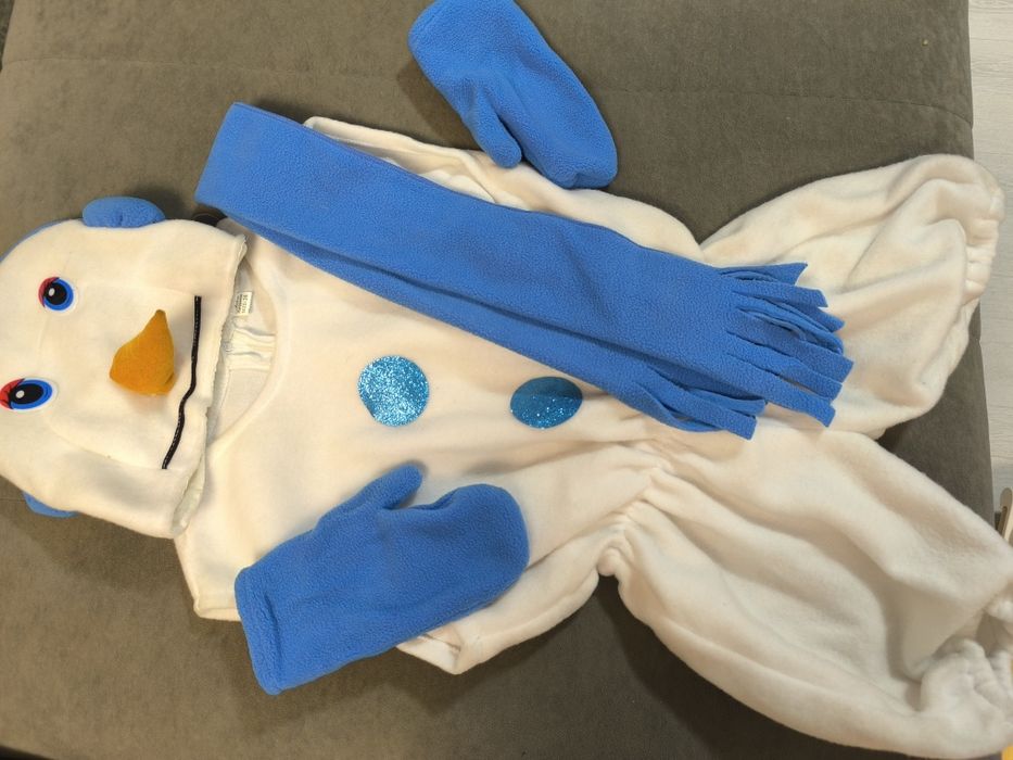 Продам костюм снеговика