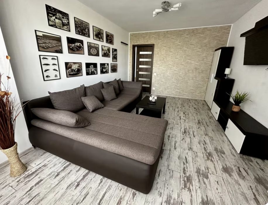 Дава се под наем Двустаен апартамент в София, Гео Милев - 58 кв.м за 428.91 € - Снимка #1