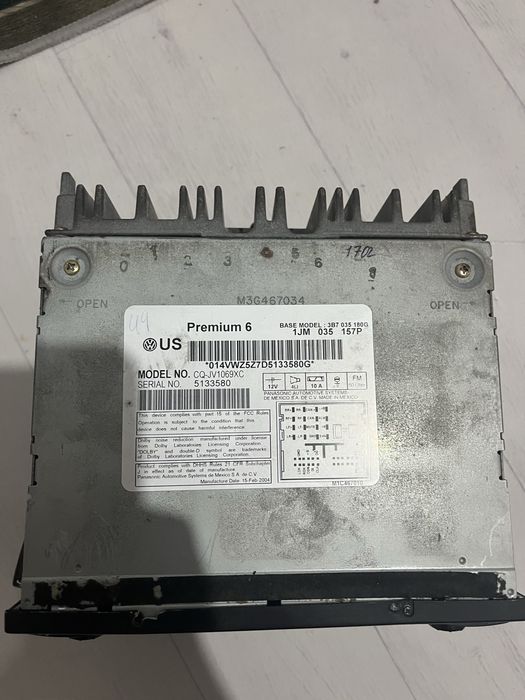 Магтюнитола golf 4 оригинал