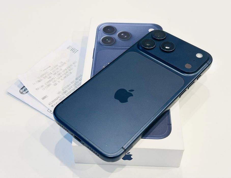 Apple iPhone 17 Pro Max 256 GB Blue Перфектен! Гаранция Техно Маркет