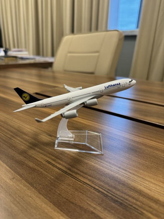 Модель самолета