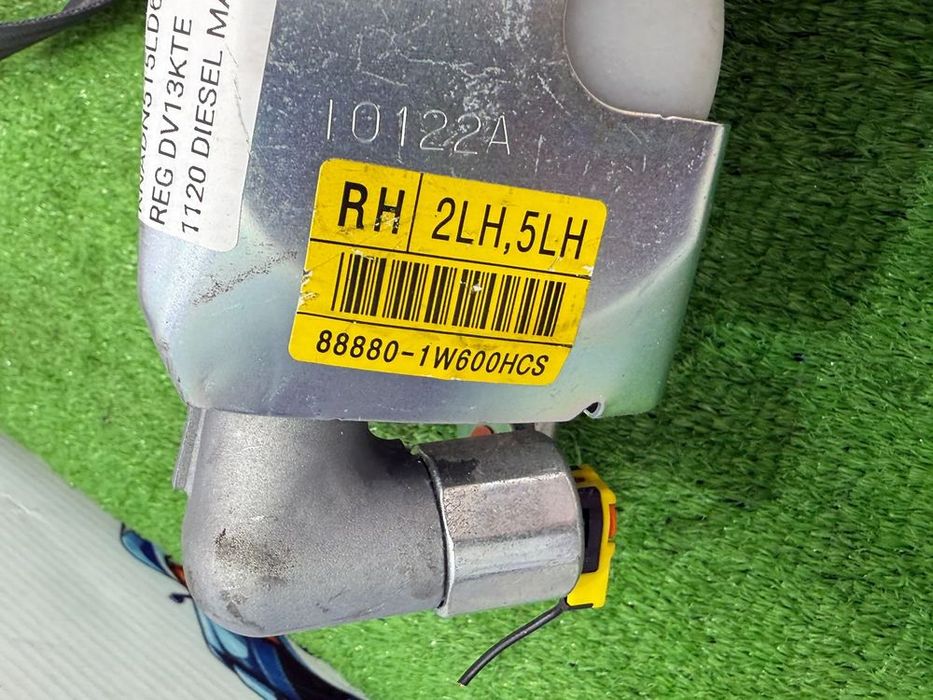 CENTURA SIGURANȚĂ FATA DREAPTA KIA RIO 2 2013 1.1 DIESEL (DOHC TCI) / SEDAN 5 USI COD OEM 88880-1W600HCS 88870-1W600 2011-2017
