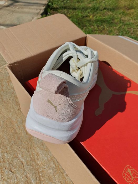 Дамски нови маратонки PUMA , модел Cilia mode lux