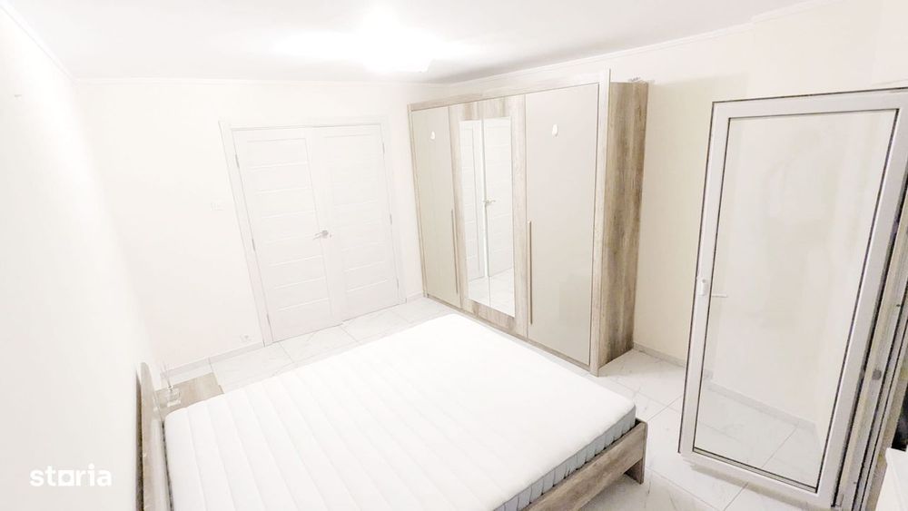 Alba Iulia,Unirii, 3 Camere 103 mp 2 bai, Refacut Total, Locuit, Birou