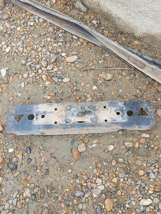 Farkob 5 tonalik Isuzuga