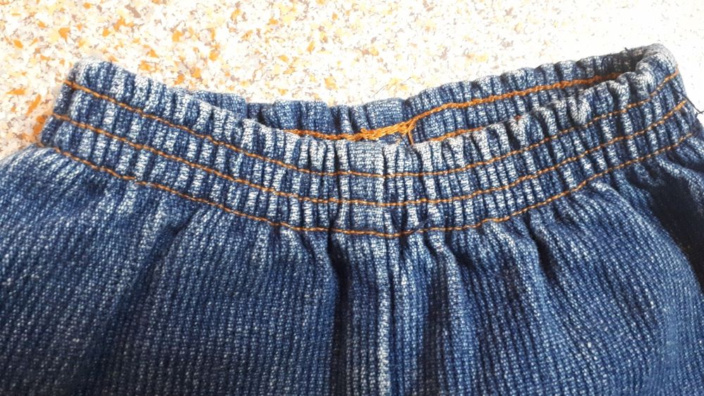 Джинсы для мальчика (на 1-2 года)