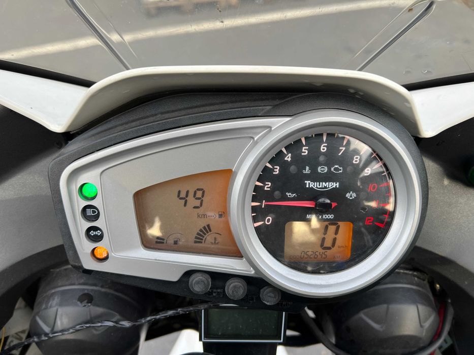 Triumph Tiger 1050 ABS full optiuni si kit touring, evacuare SC project omologata