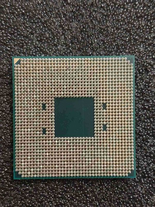 AMD Ryzen 5 5600X + Gigabyte B550 Aorus Elite AX V.2 Rev.1.5 Wi-Fi