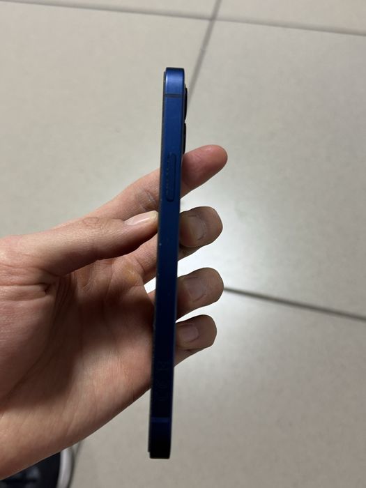 Айфон 12 на 64 гб