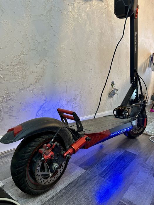 Электросамокат Kugoo Kirin M4 11Ah