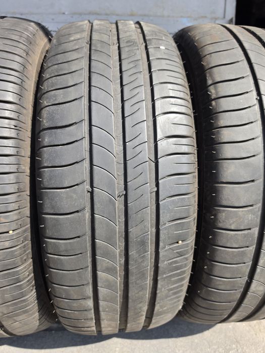 4 бр. летни гуми 215/60/16 Michelin DOT 0119 5-5,5 mm