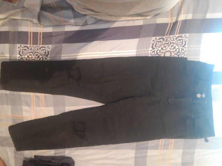 Джинсы и брюки почти новые