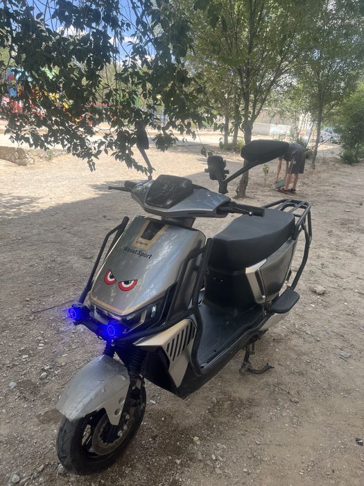 Skuter sotilad 380km