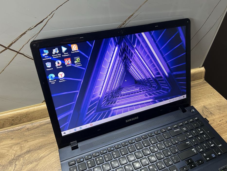Ноутбук фирмы Samsung в отличном состоянии