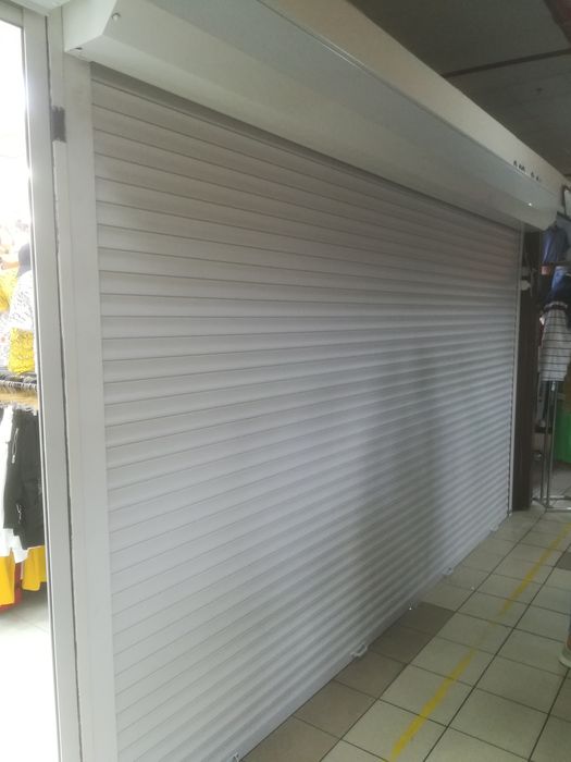 Usi tip Rulou pentru orice Garaj,rulouri exterioare.Vand si repar usa