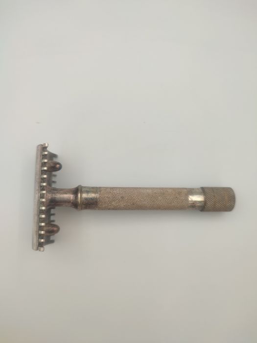 Оригинална винтидж самобръсначка Gillette, произведена в САЩ