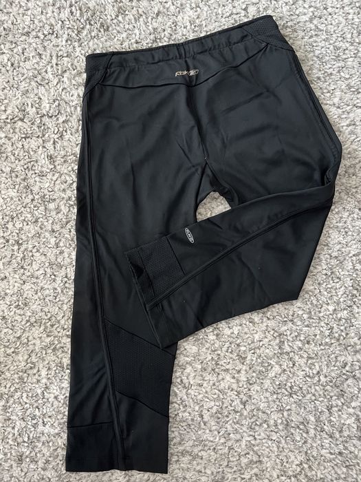 Reebok спортен комплект размер С