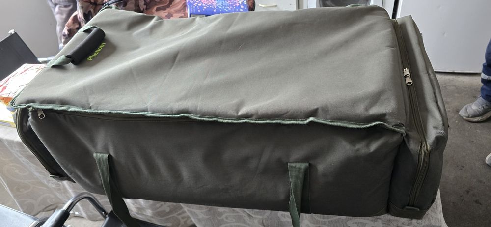 Лодка за захрантка GPS