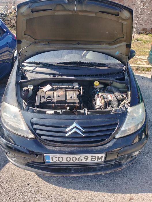 Продавам Citroen c3 1.6 бензин на части . Автоматик