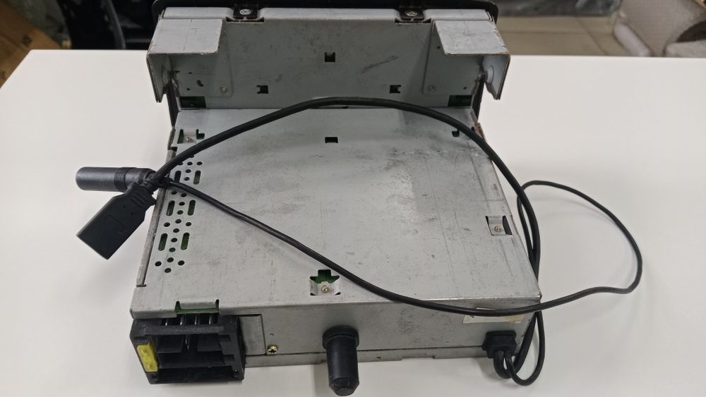 Штатная магнитола приора