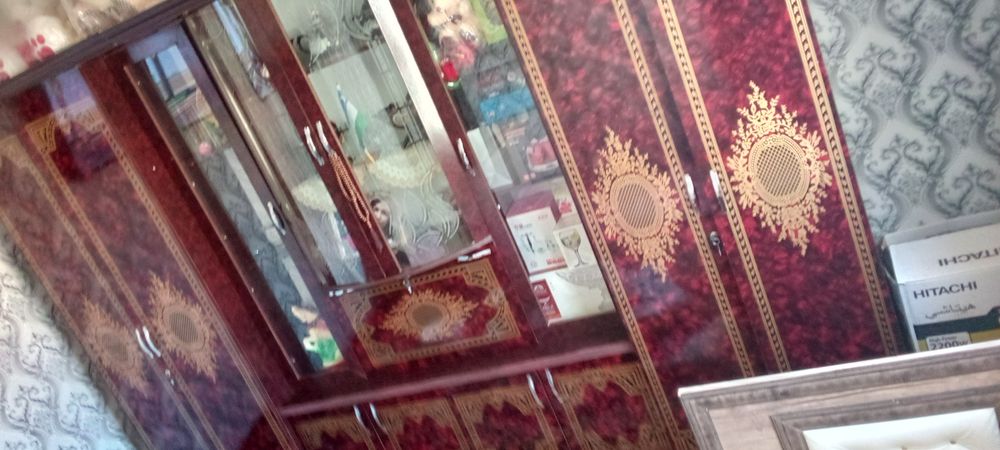 Mebel stenka holati yangi