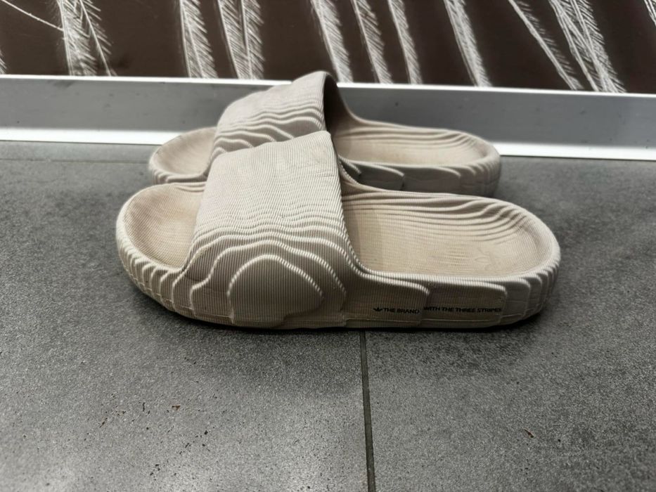 Adidas чехли 39 номер