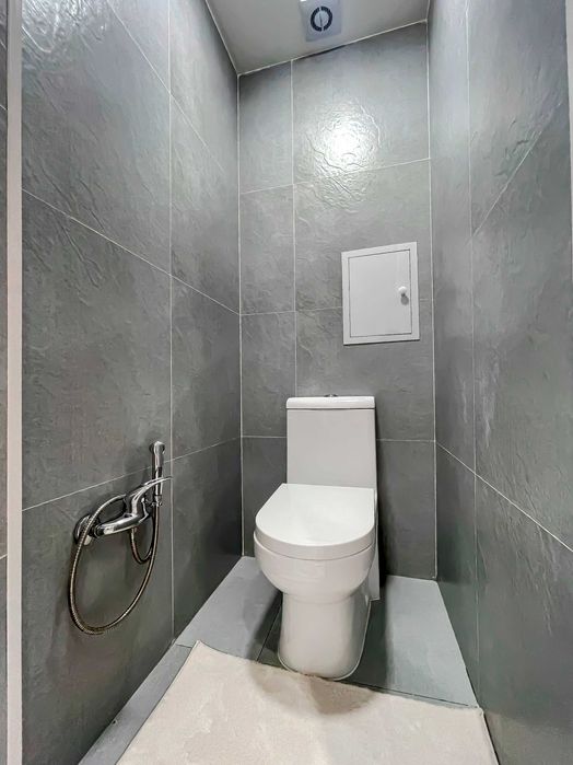 СРОЧНО 3 хонали 3/5/10 квартира 80м2 сотилади