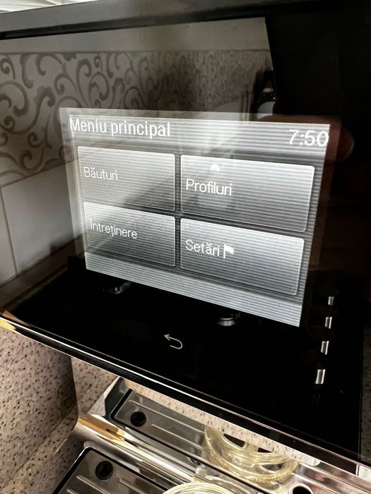 Esspresor Miele CM7500