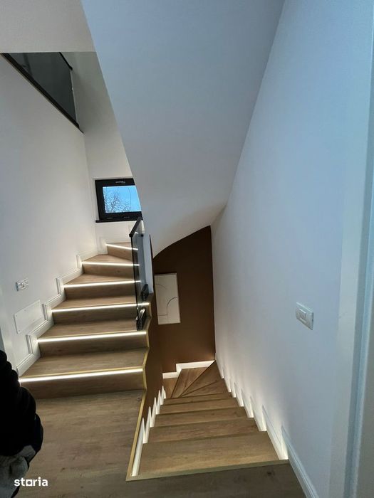 Case de vânzare in complex rezidențial