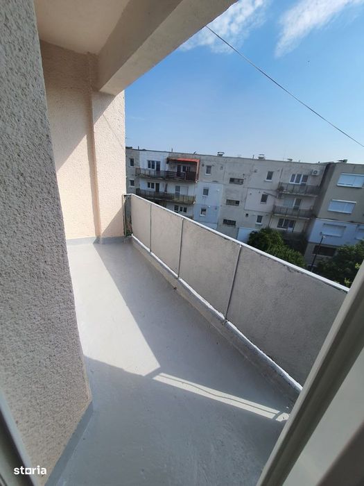 ap. 3 cam MVI str. Gladiolei 6 et 4 , 2 bai , 820 Eu/ mp