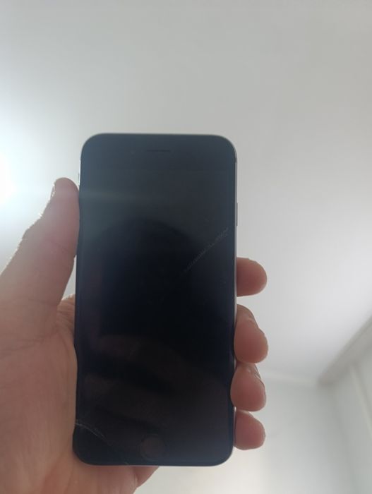 Телефон iphone 6s