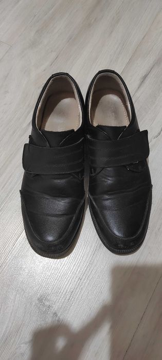 Школьные туфли кожа