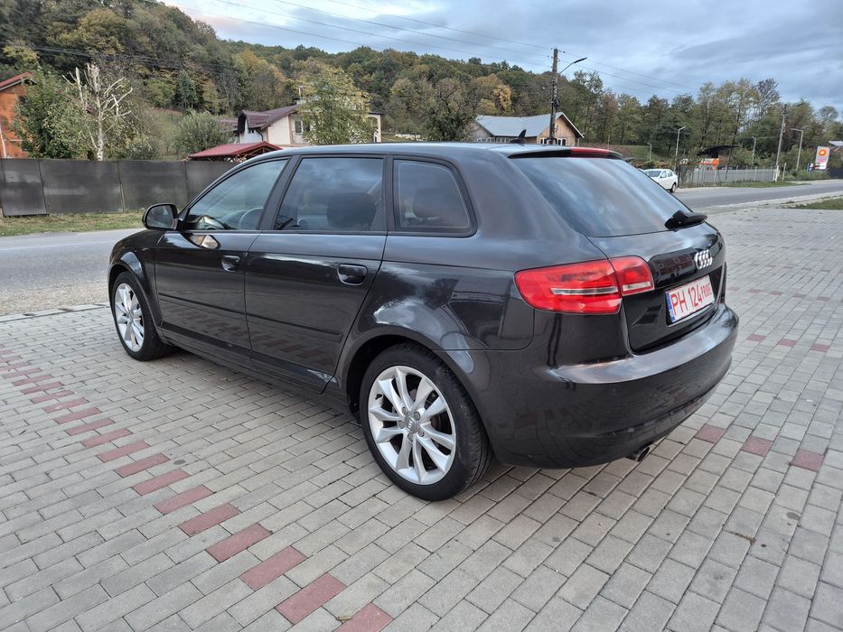 AUDI A3 Sportback 2010 — imagine 5