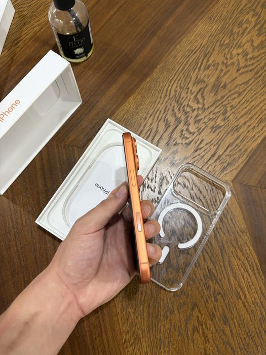 Iphone 17 pro 256 gb orange