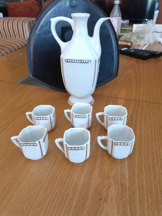 Керамичен сервиз за ракия