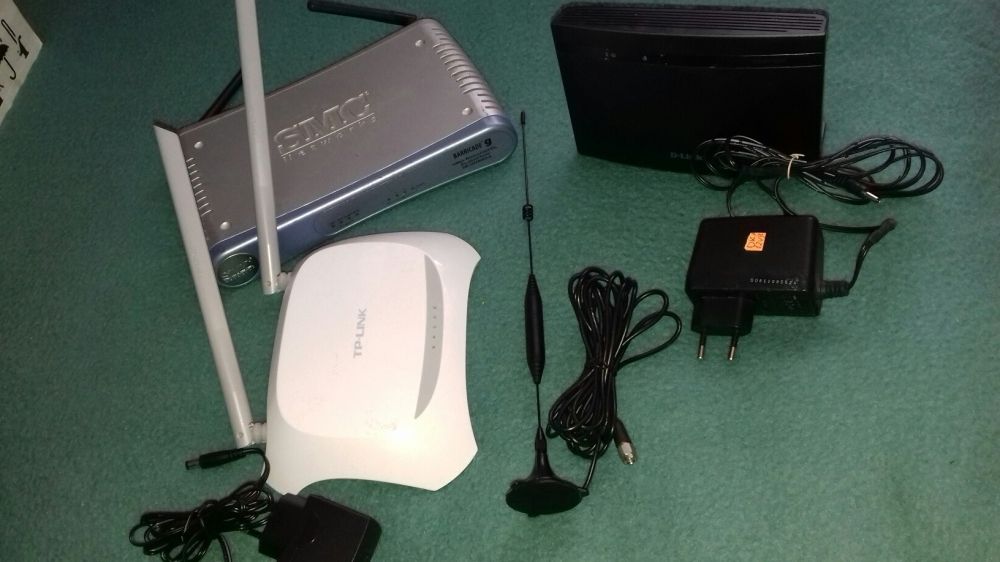 Routere-Antena Wirelles;SMSC 2804WBRP-G,D-Link GO-RT-N300,TP LINKTL-WR