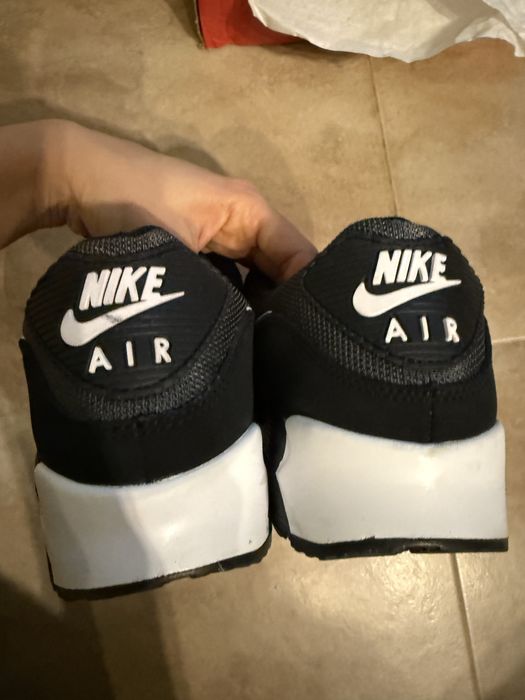 Нови оригинални спортни обувки Nike Air Max 90