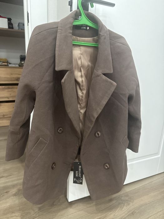 Новый пальто весенный