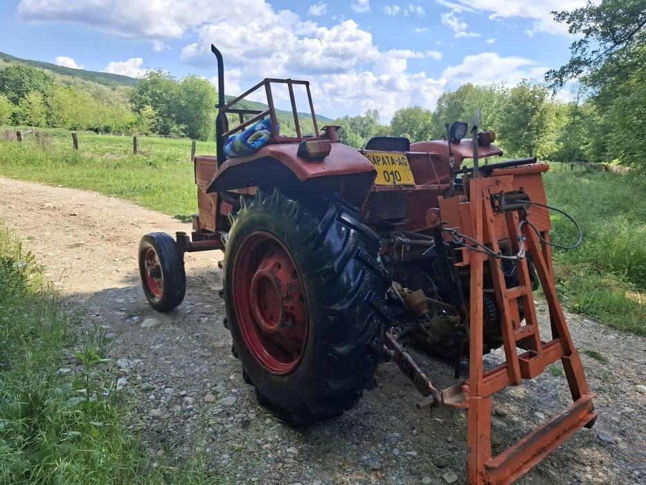 Tractor u445 Românesc