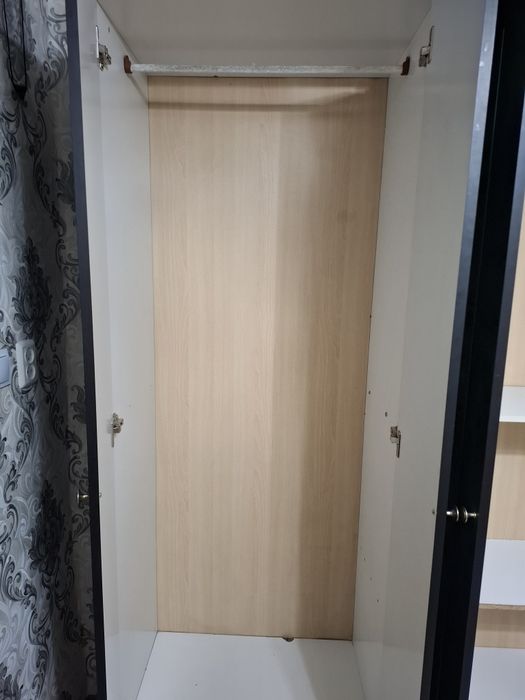 Продам шифоньер красивый