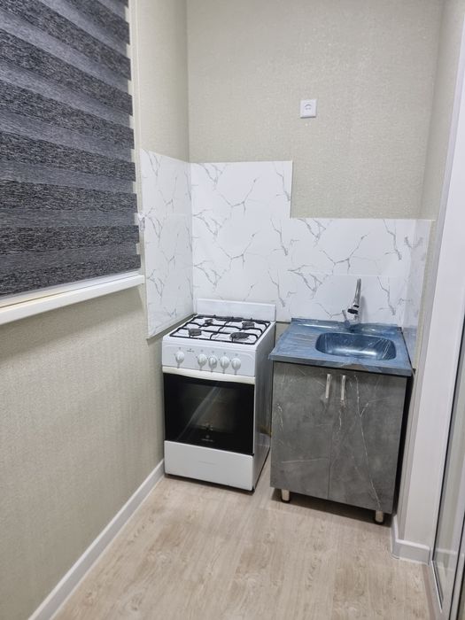 Тузель метроси ёнгинасида 2 *3 /2/4 хонадон сотилмокда