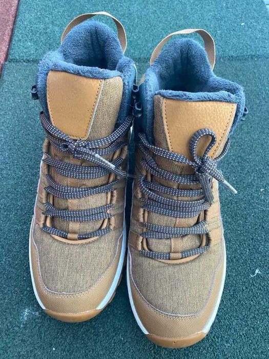 Ghete Quechua Decathlon mărimea 42