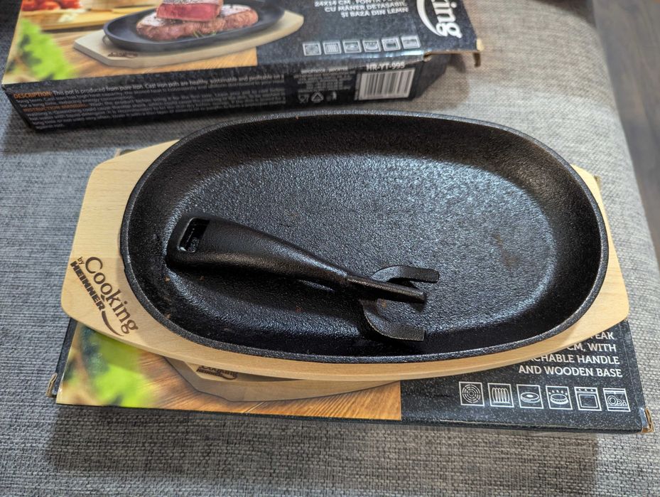 Heinner Platou Servire Fonta Oval cu maner detasabil si baza lemn 24x14cm