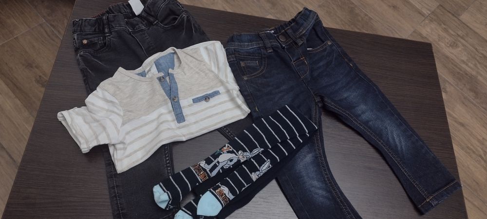 Hainute baietel 9-12 luni