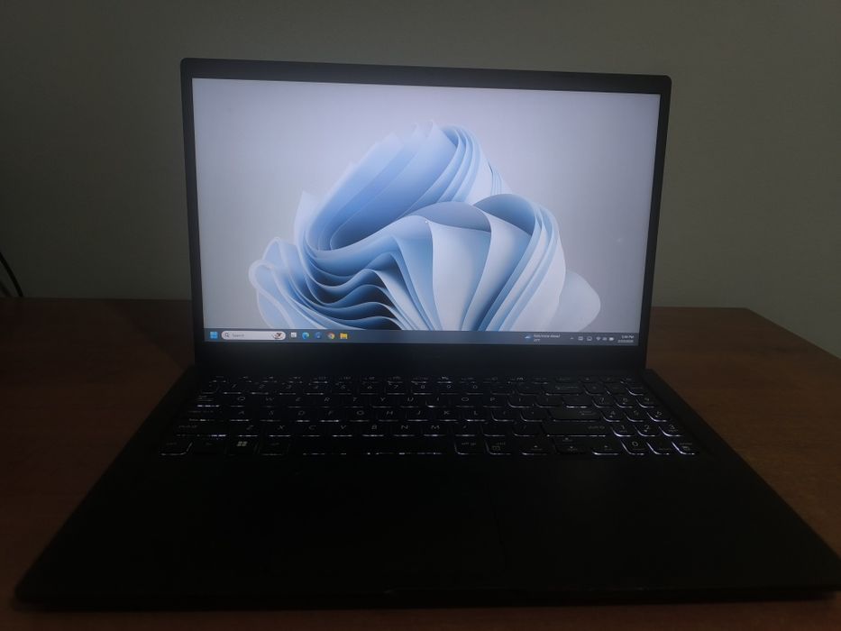 Laptop ASUS VivoBook. VivoBook_ASUS Laptop X515EA_X1500EA