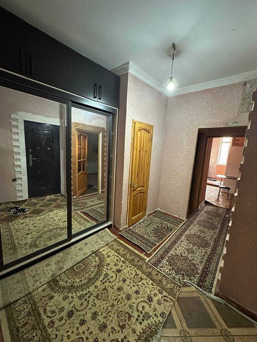 Арзон нархда 2 хонали квартира 3 каватда сотилади 6 микрн