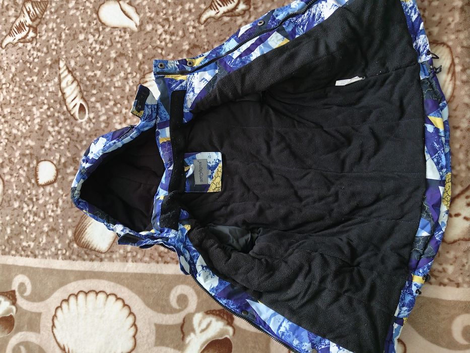 Зимняя куртка на мальчика